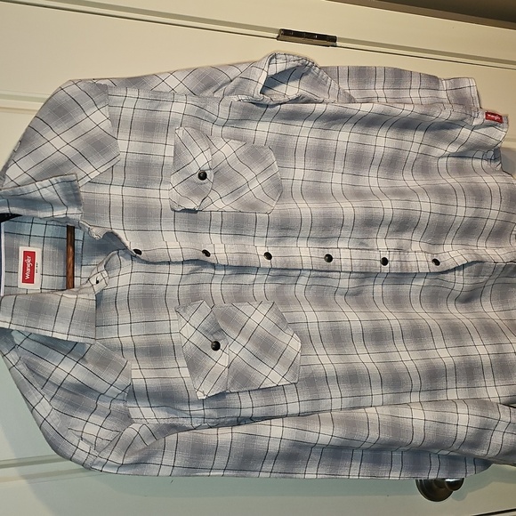 Wrangler Other - Wrangler Men's Blue and White Plaid Snap- Button Down Shirt Size L